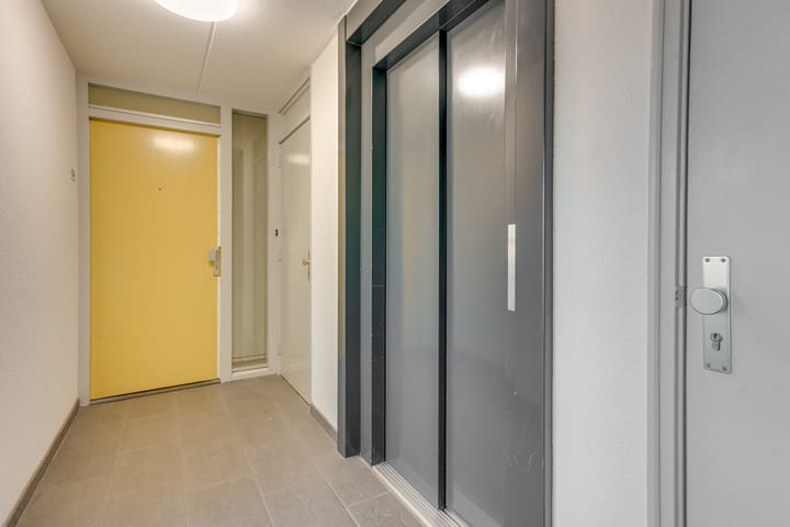 Photo 4 of Henriëtte Roland Holststraat 74