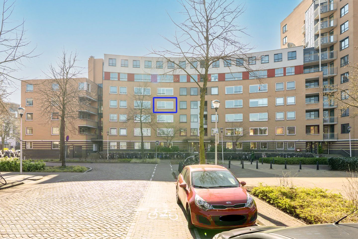 Foto 29 van Henriëtte Roland Holststraat 74