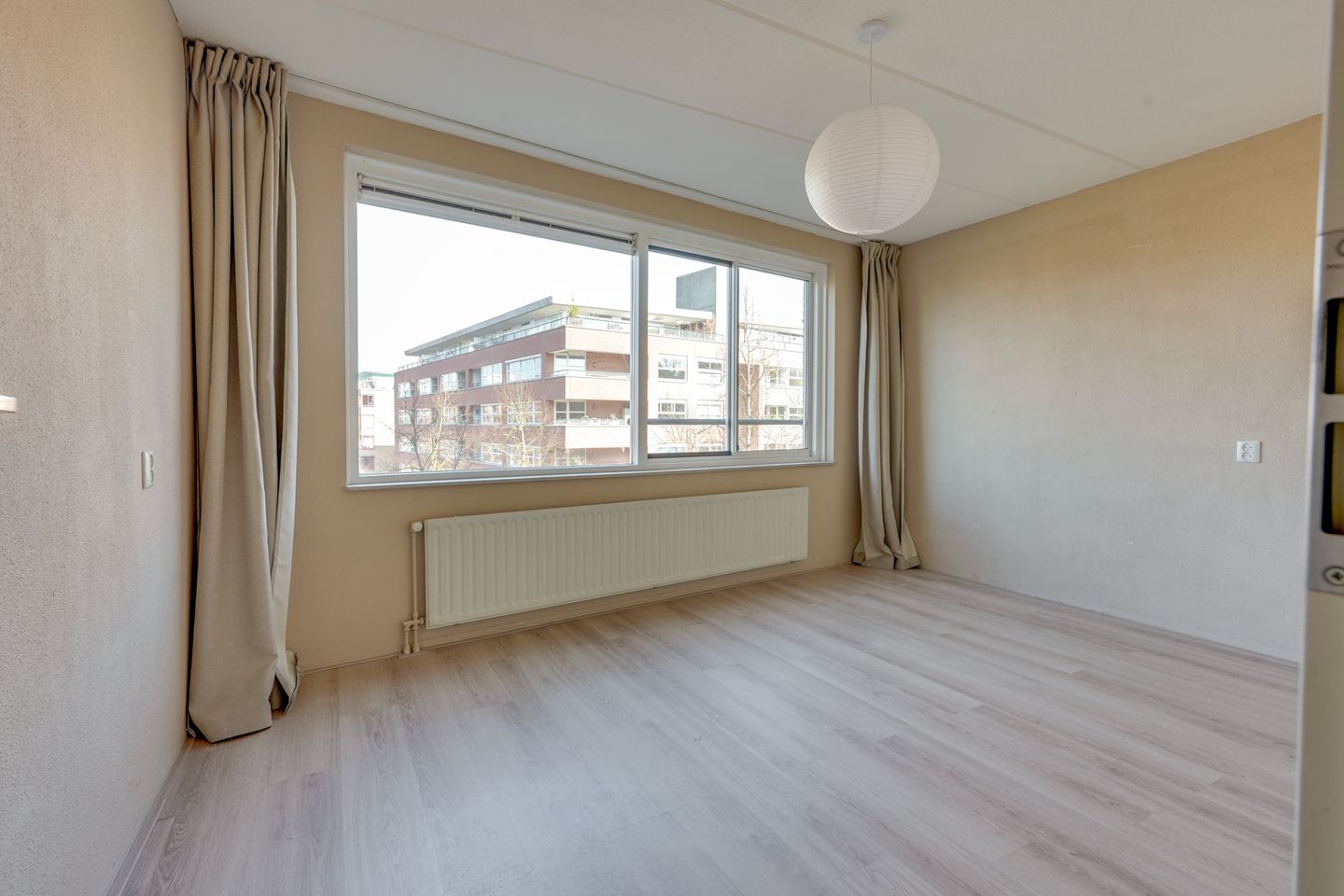 Foto 20 van Henriëtte Roland Holststraat 74