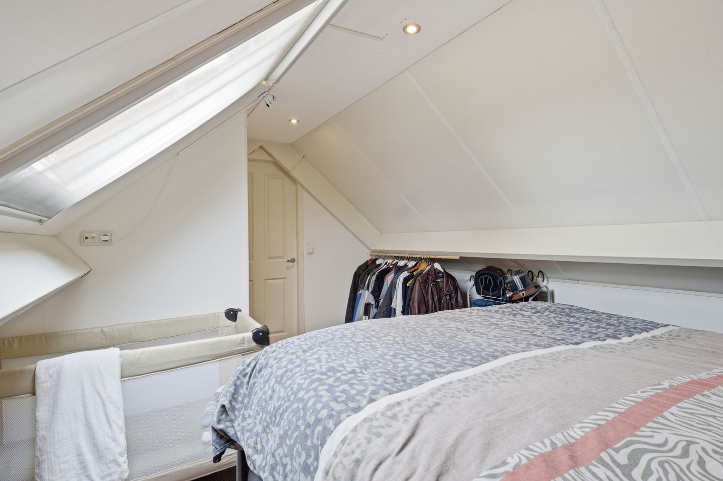 Photo 44 of Veerstraat 10-D