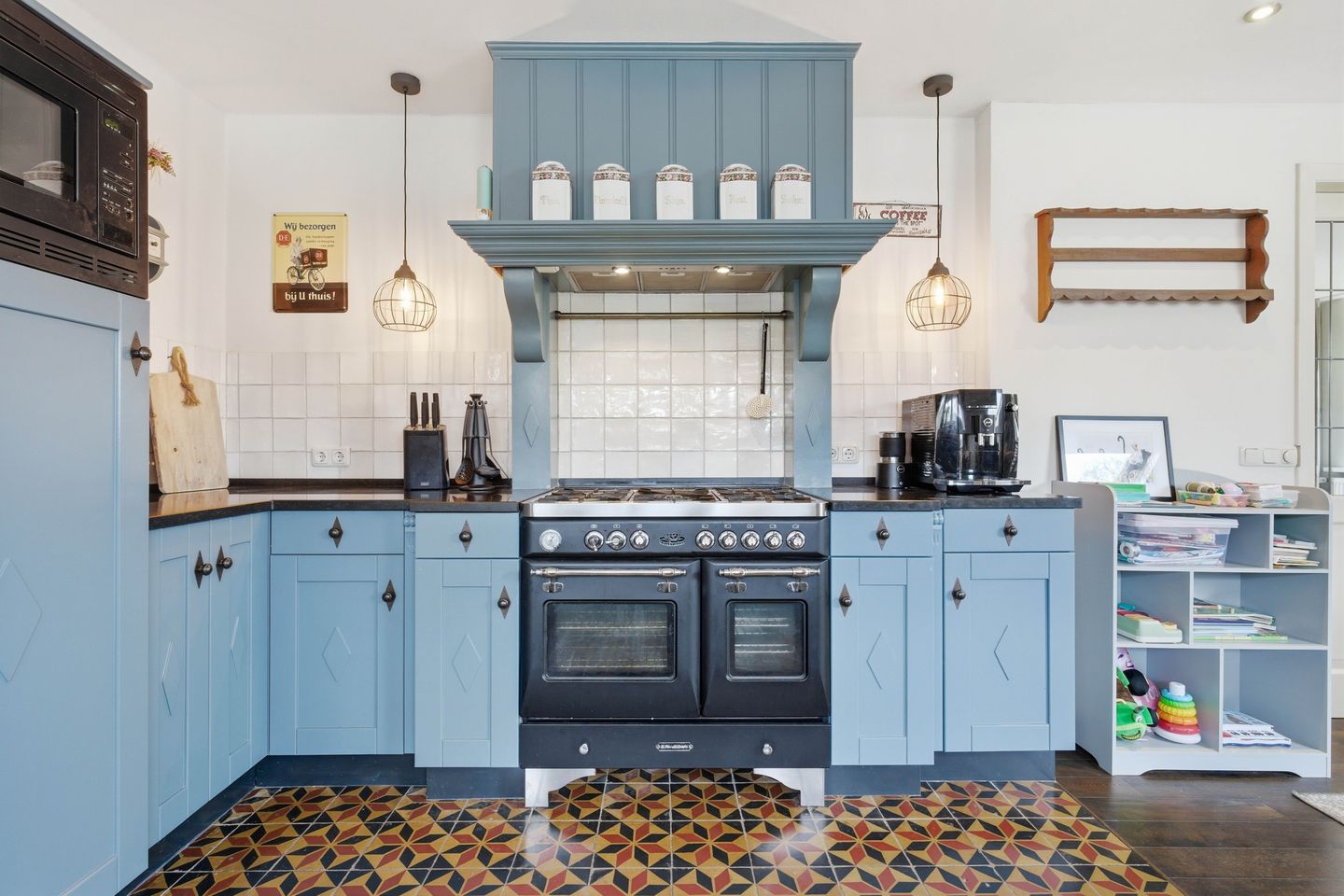 Photo 20 of Veerstraat 10-D