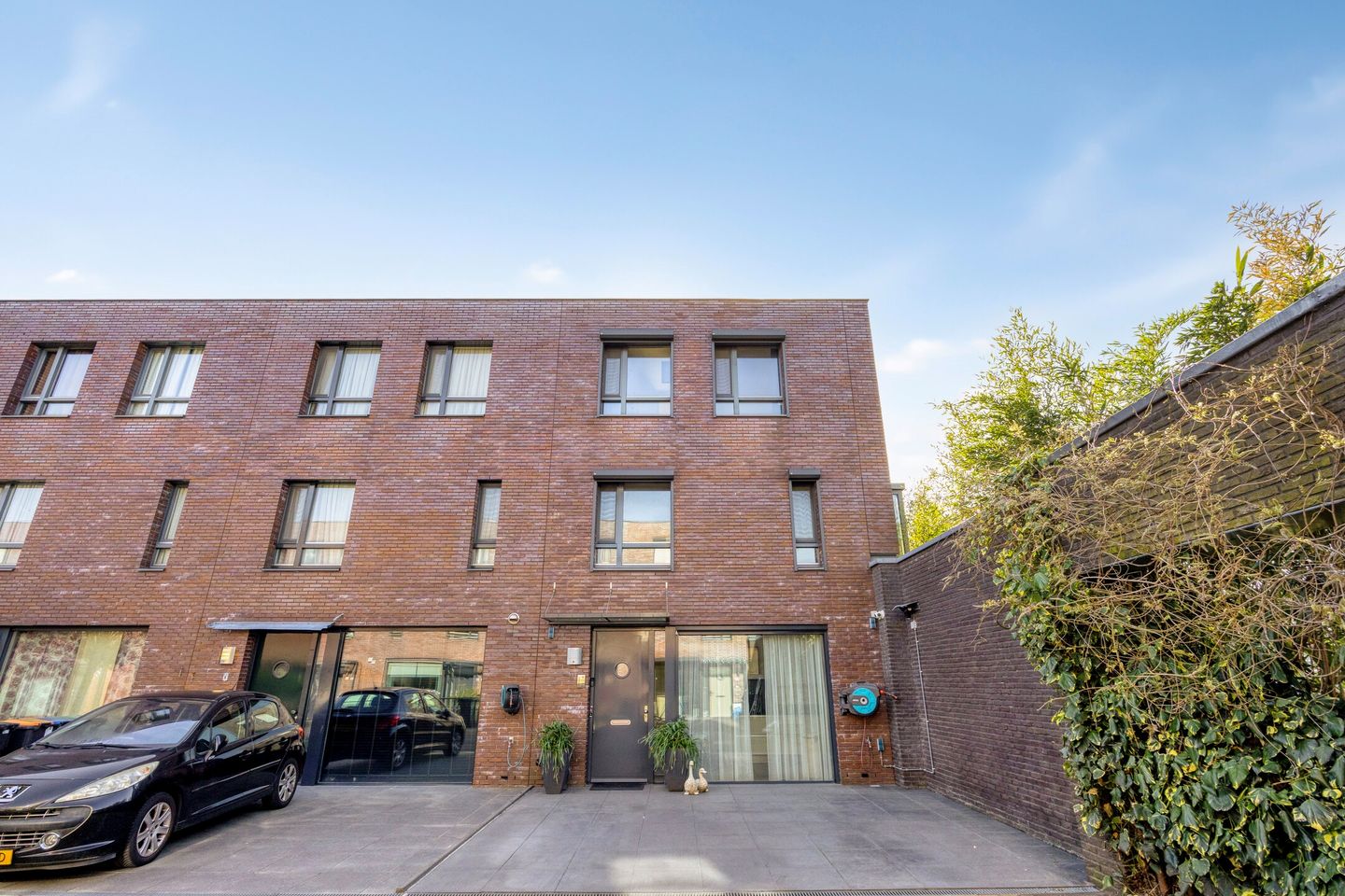 Photo 94 of Sleeuwijkerf 9