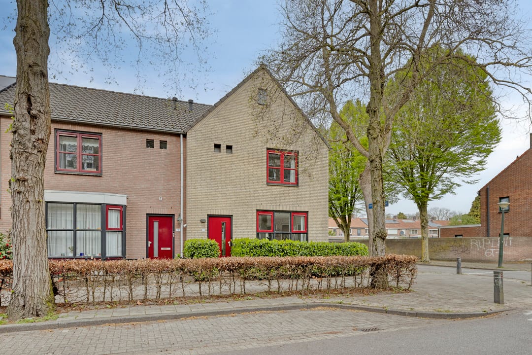 Foto 32 van Poeijersstraat 74