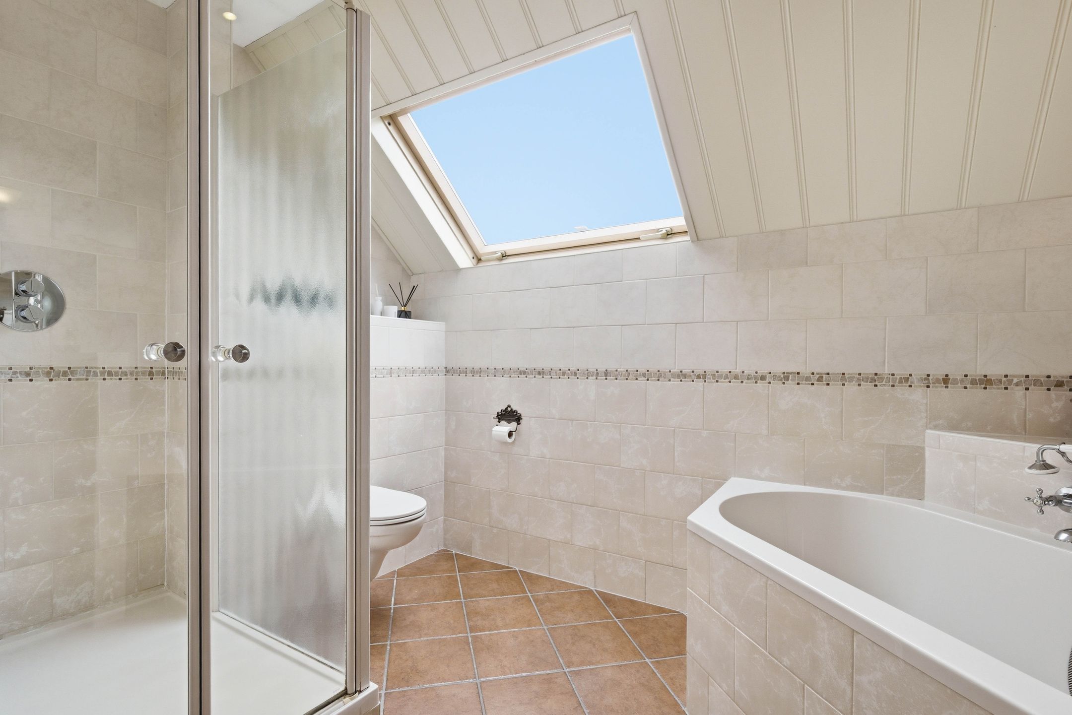 Photo 33 of Veerstraat 10-D