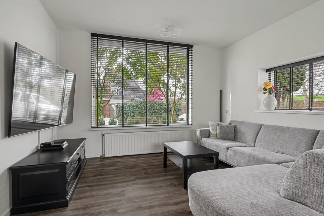 Photo 8 of Dwarsstraat 2-B