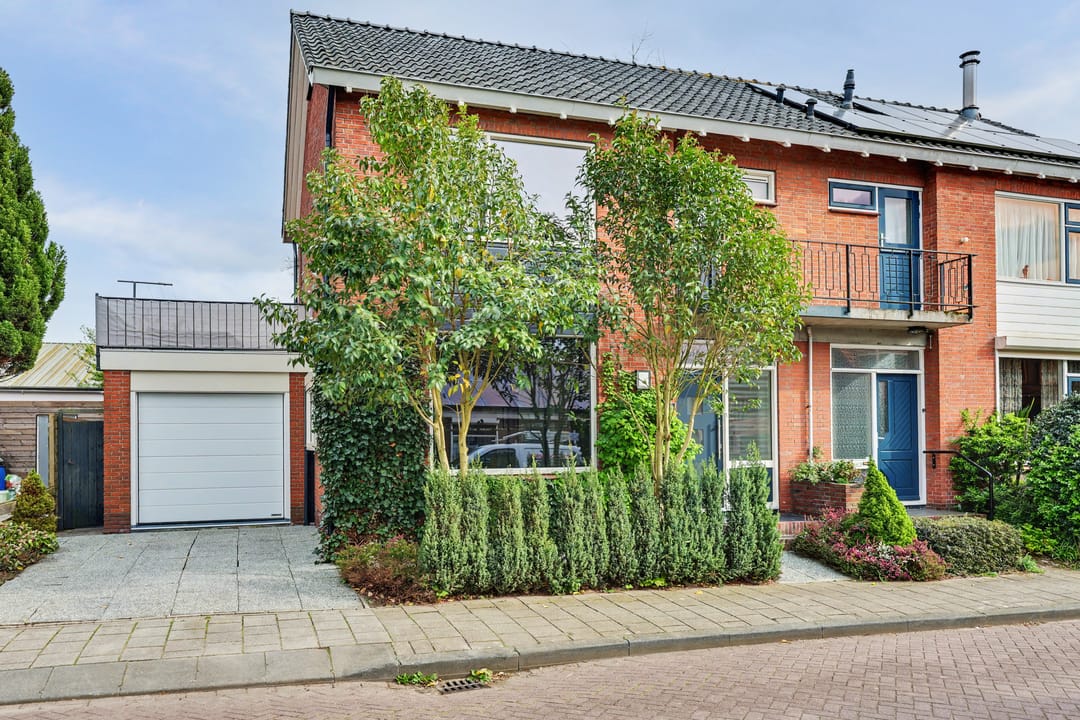 Photo 1 of Dwarsstraat 2-B