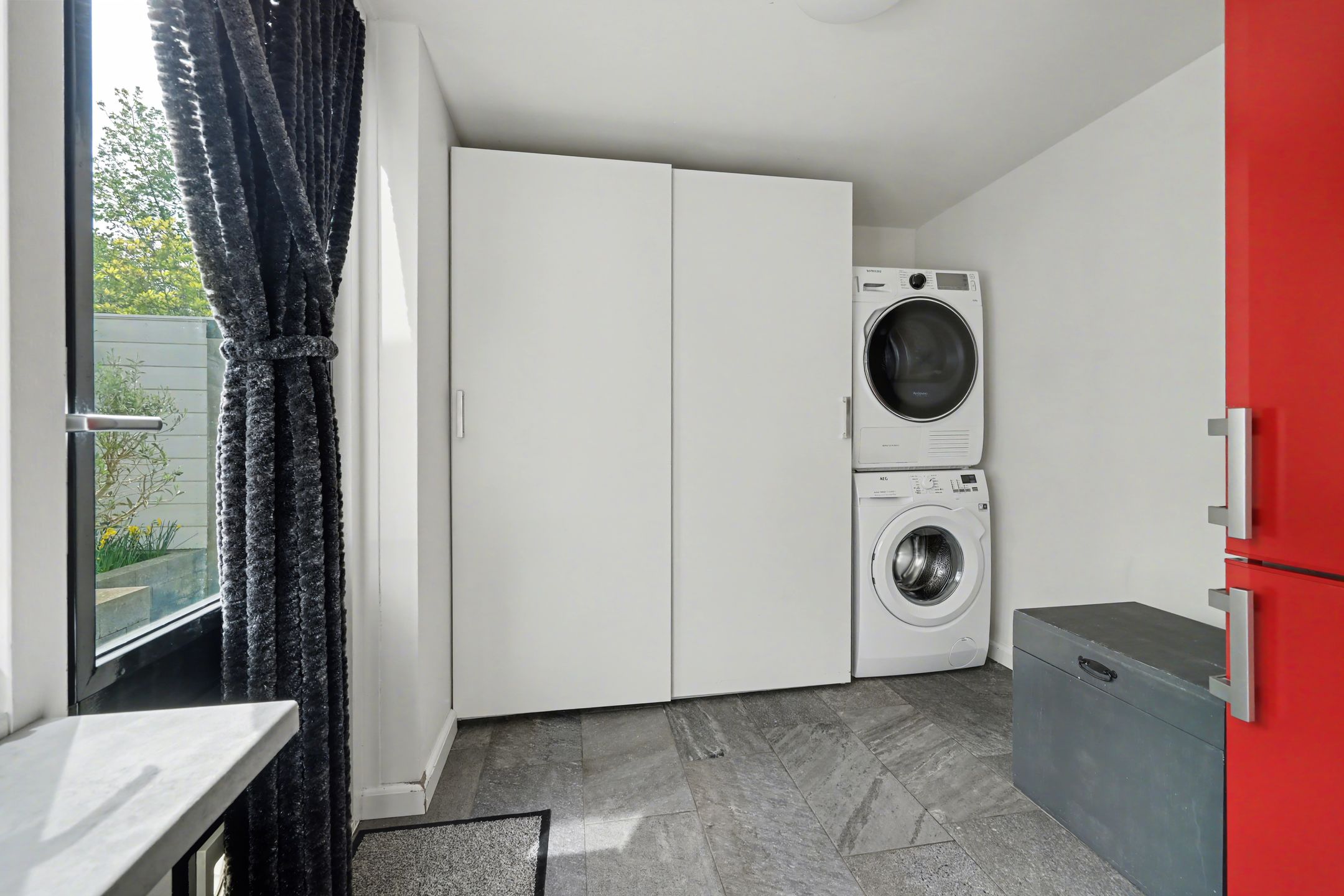 Photo 12 of Tuinstraat 3