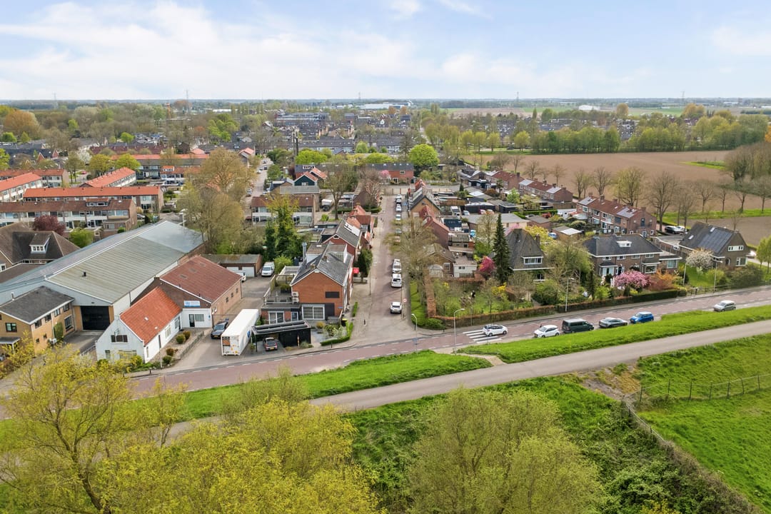 Photo 38 of Dwarsstraat 2-B