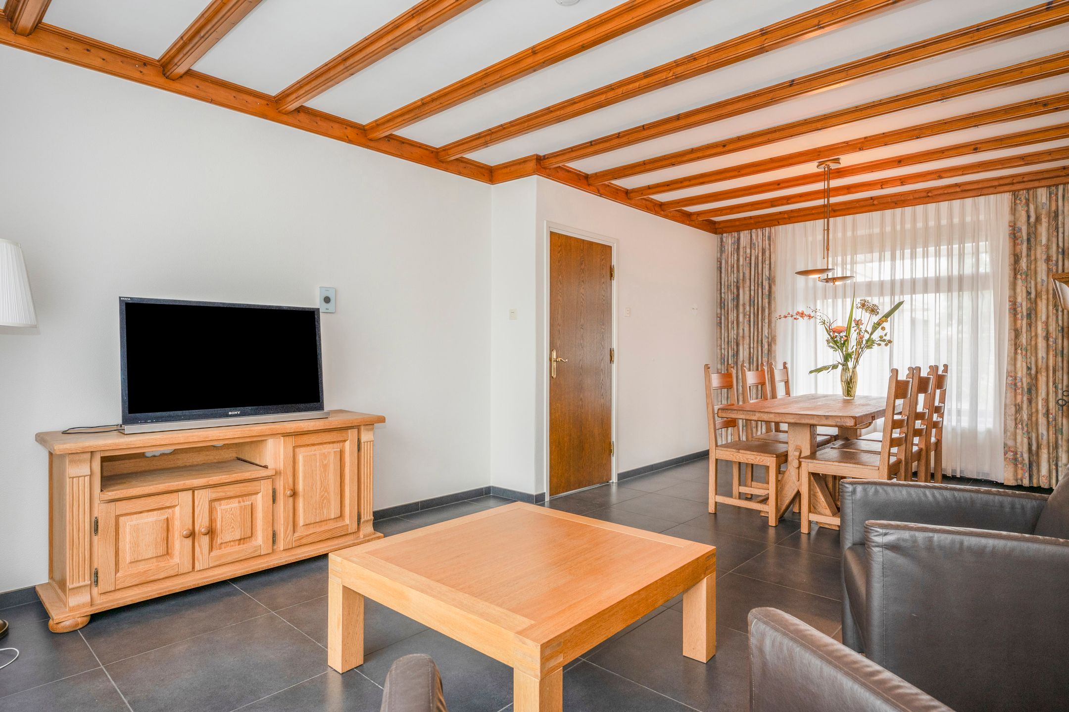 Foto 12 van Heerstraat Noord 37