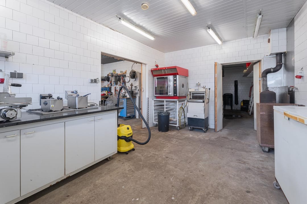 Foto 53 van Desiree Geeraertstraat 14