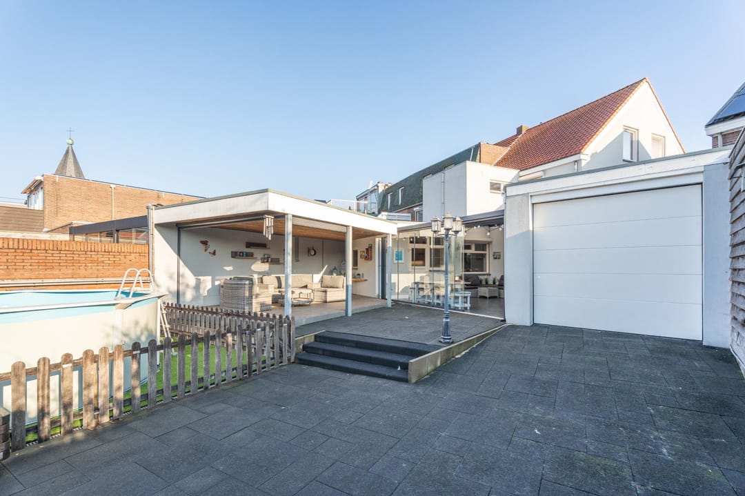 Foto 47 van Desiree Geeraertstraat 14