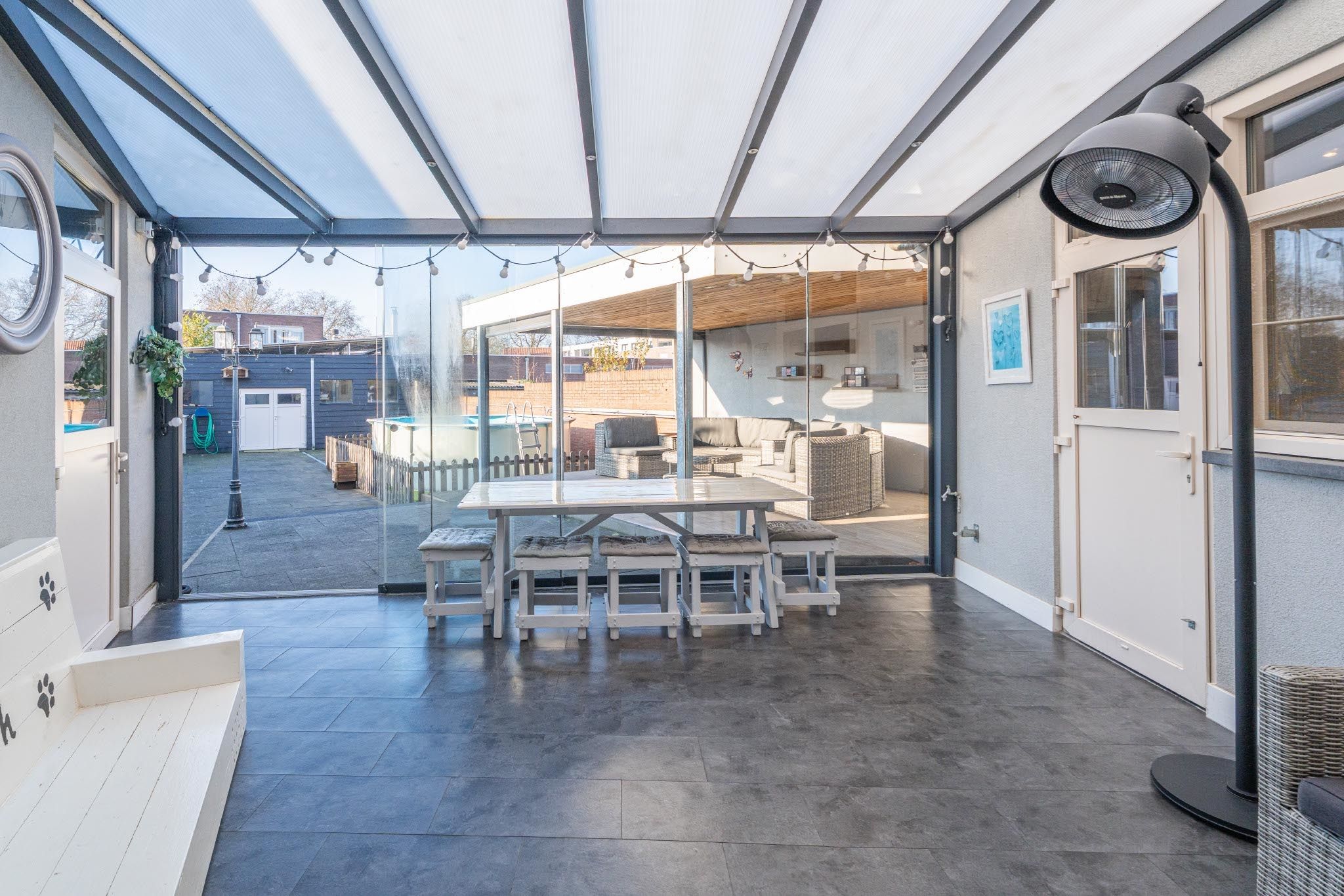 Foto 21 van Desiree Geeraertstraat 14