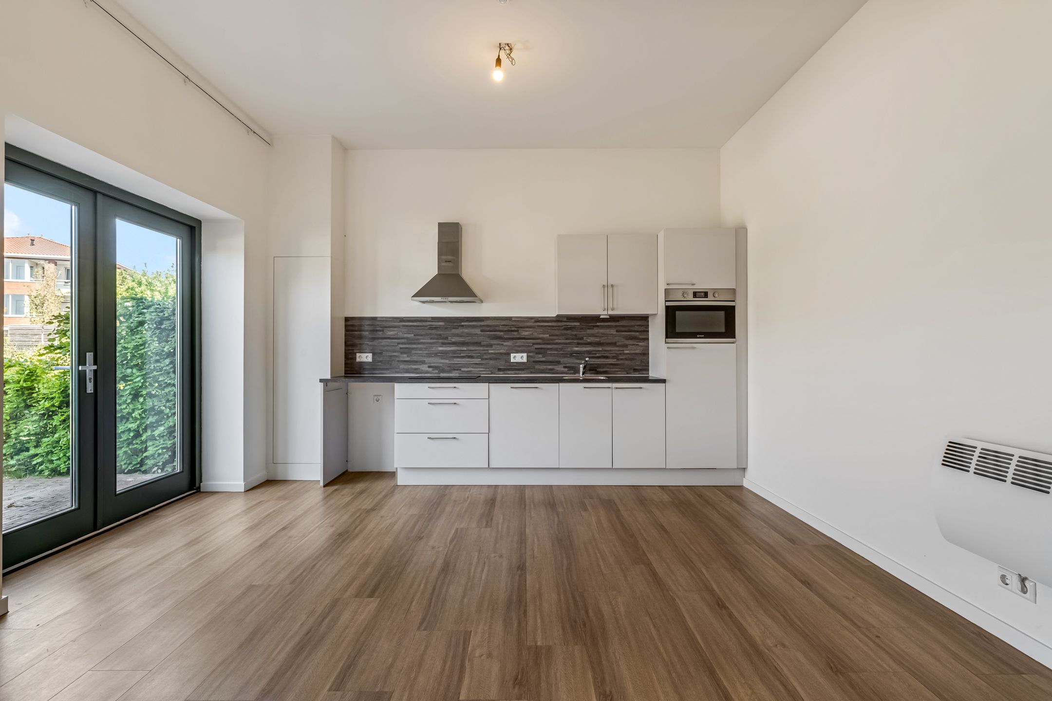 Photo 3 of Graaf van Lynden van Sandenburgweg 3-17