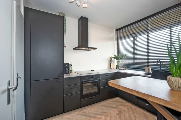 Foto 3 van F. Zernikestraat 119