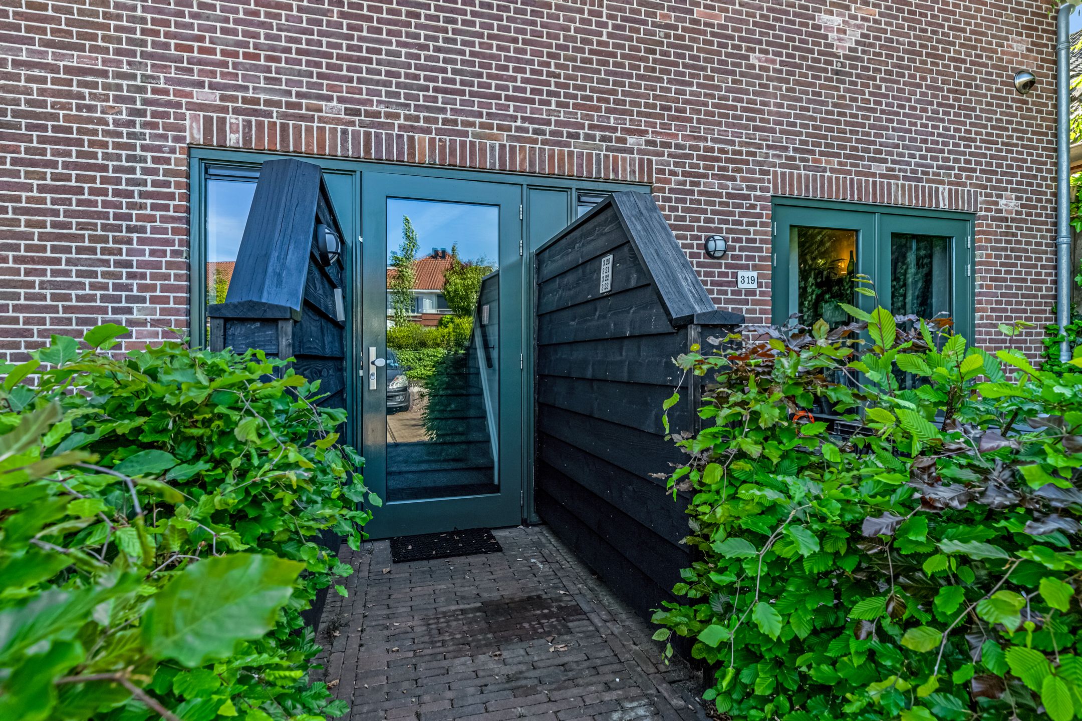 Photo 6 of Graaf van Lynden van Sandenburgweg 3-17