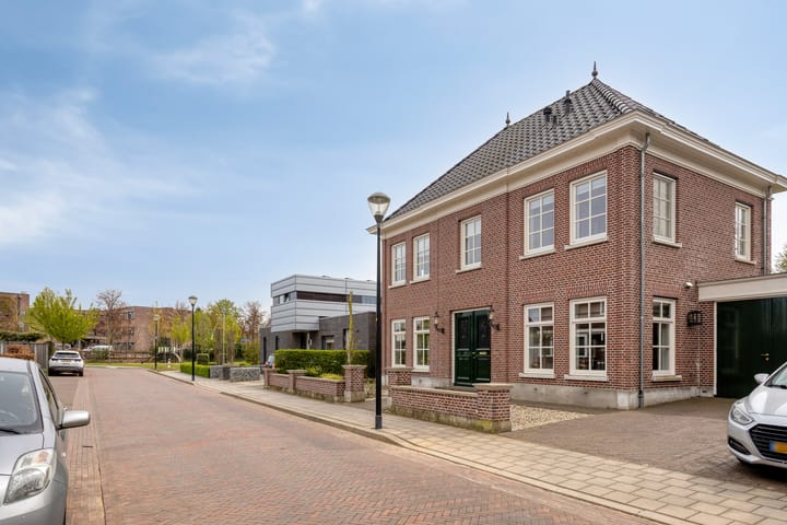 Foto 4 van de Bank 3