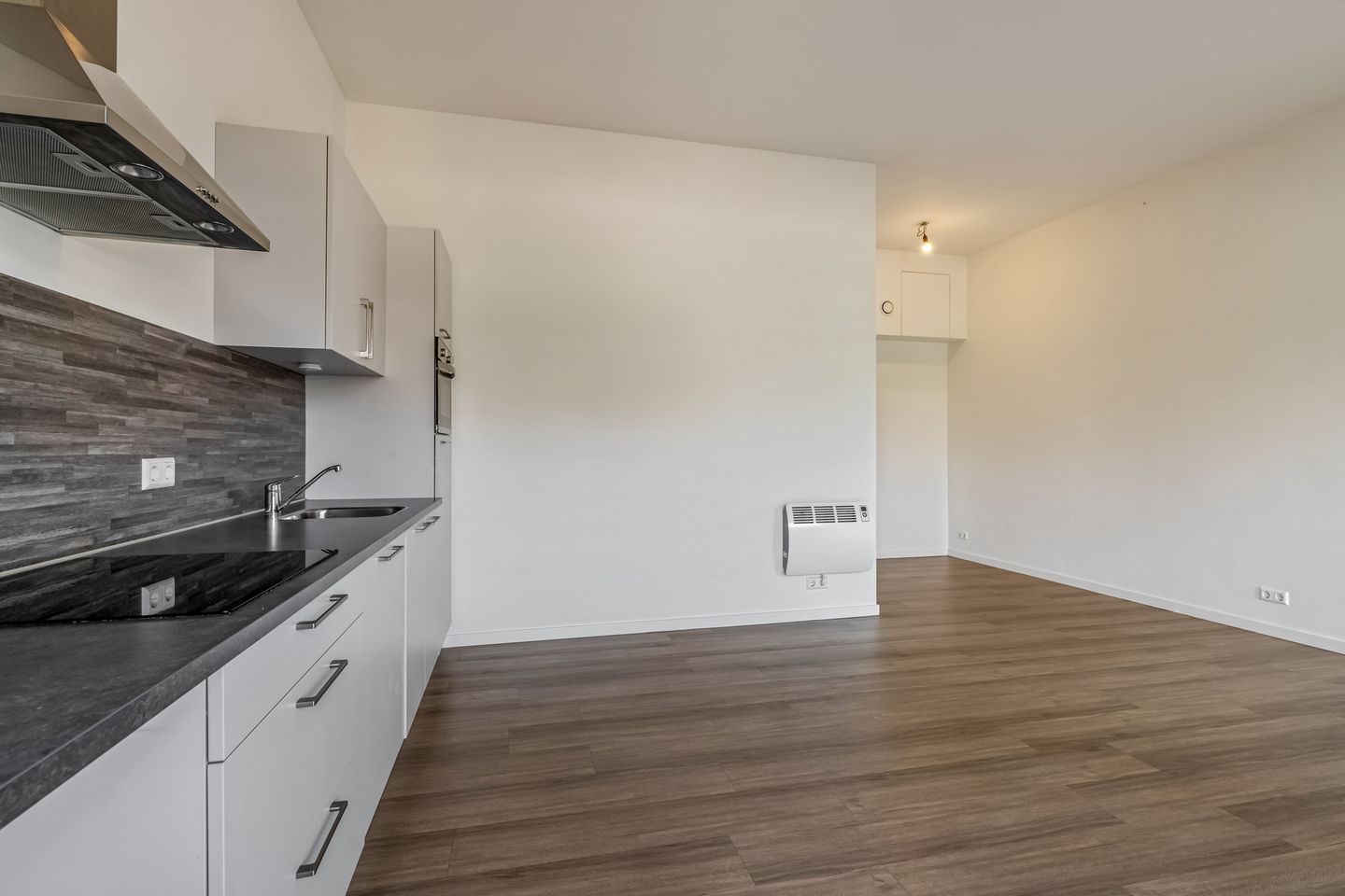 Photo 10 of Graaf van Lynden van Sandenburgweg 3-17