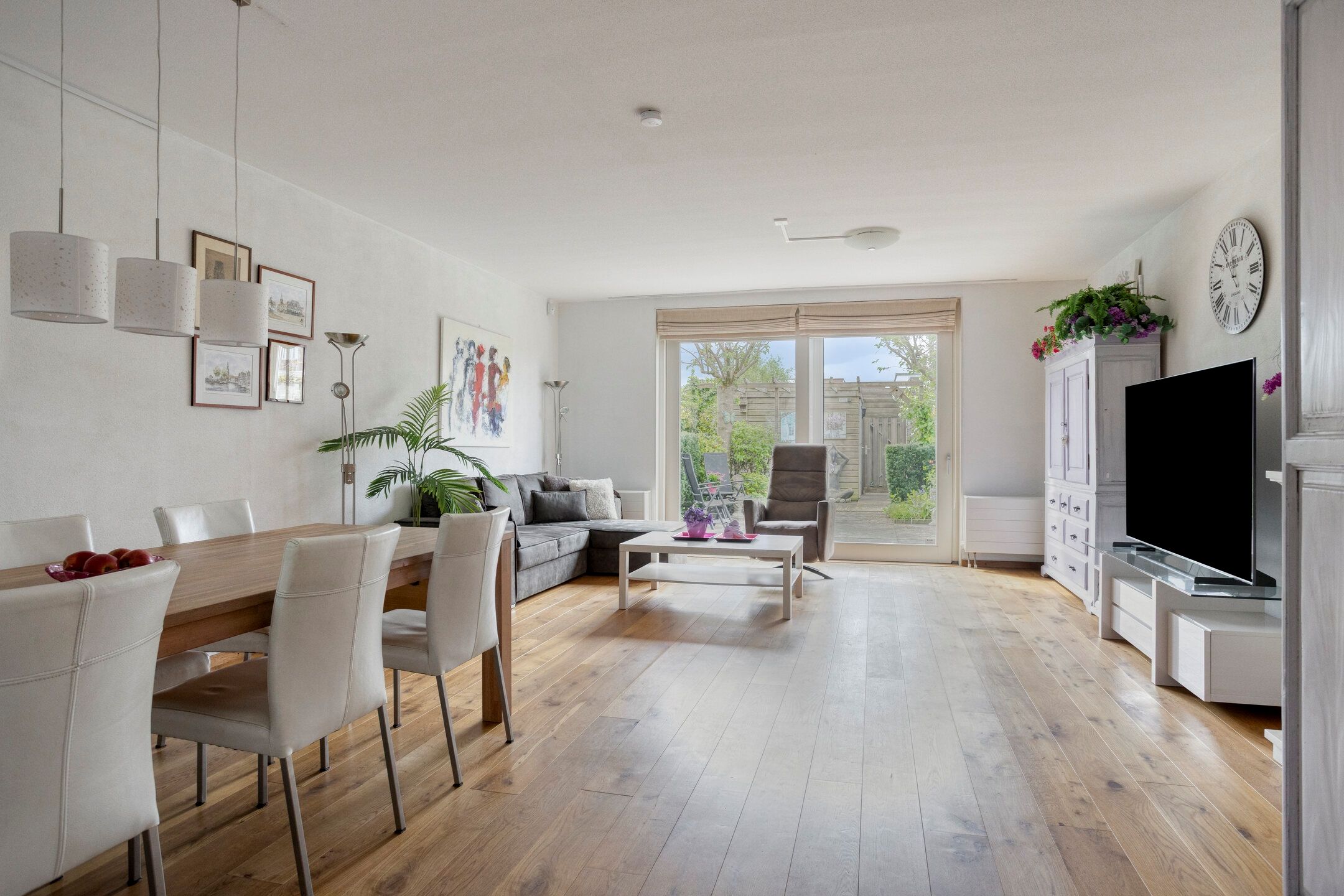 Foto 3 van Rhodoshof 3