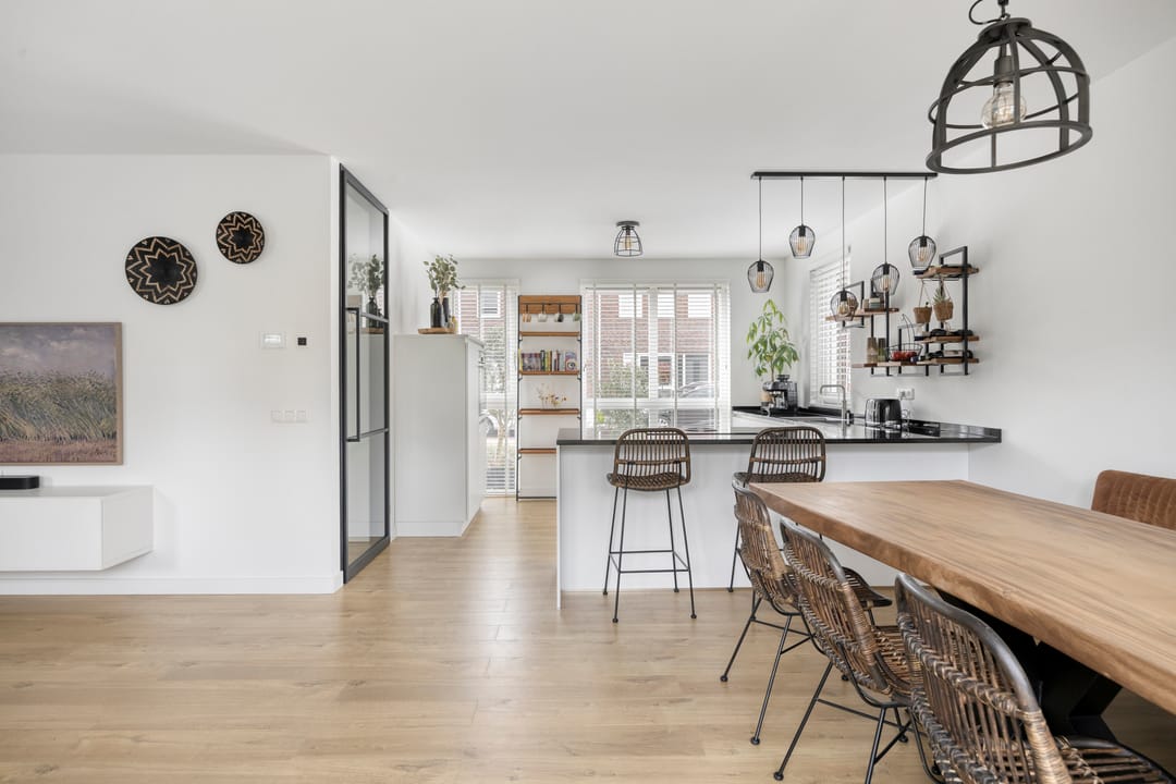 Move-in ready semi-detached home with A+ energy label, garage and solar panels in Made-Oost — 16