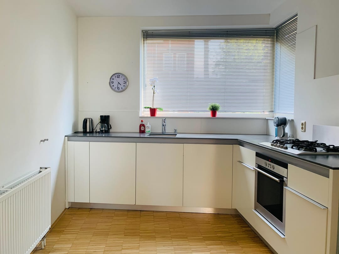 Photo 7 of Helper Westsingel 19