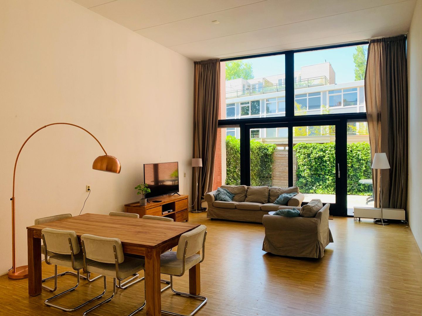 Photo 5 of Helper Westsingel 19