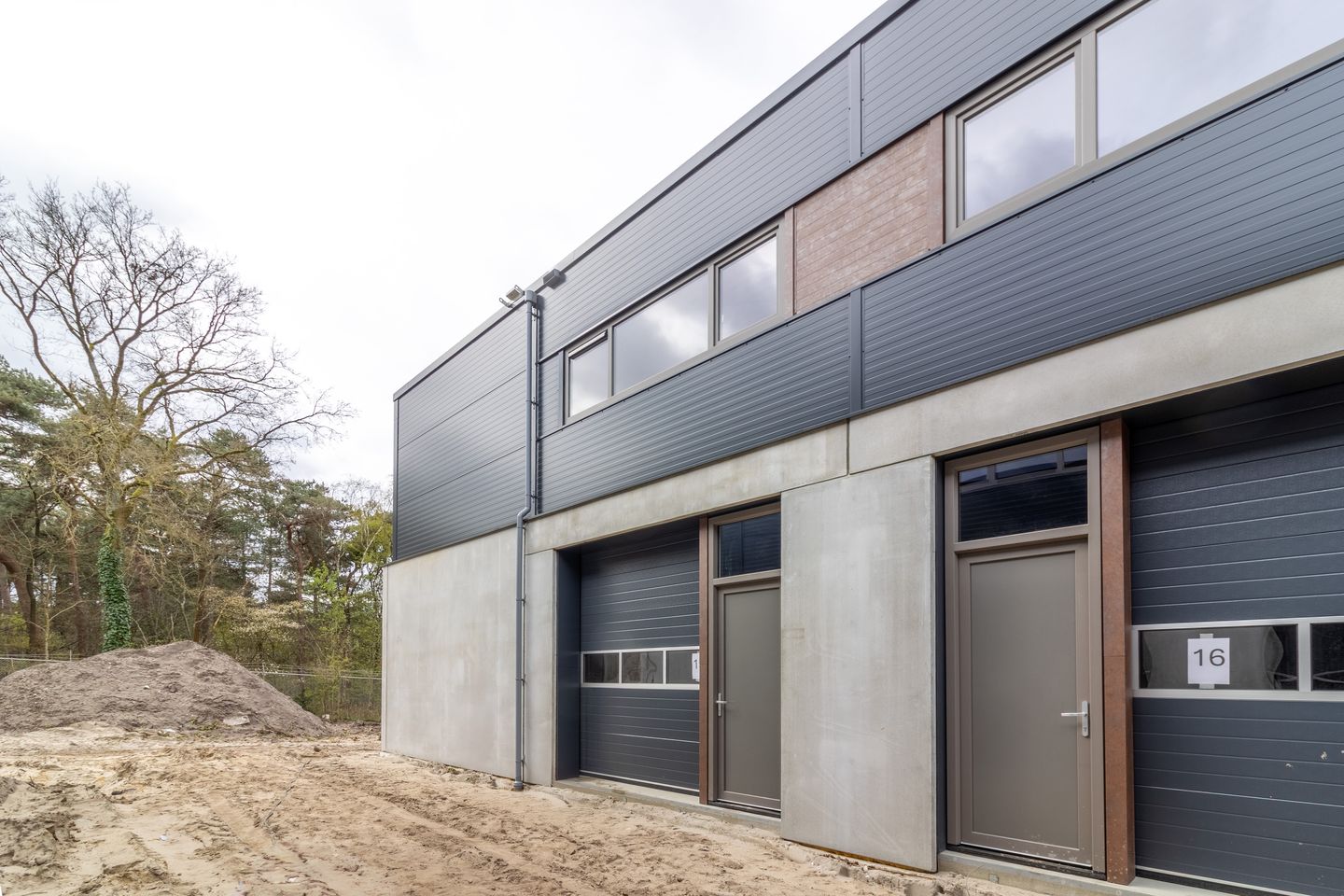 Bekijk foto 1 van Amersfoortsestraat 74-B15