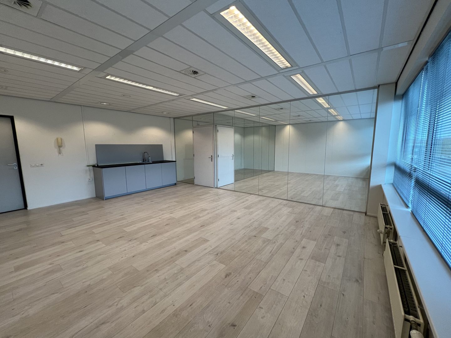 Bekijk foto 5 van Bijdorp-Oost 28-a