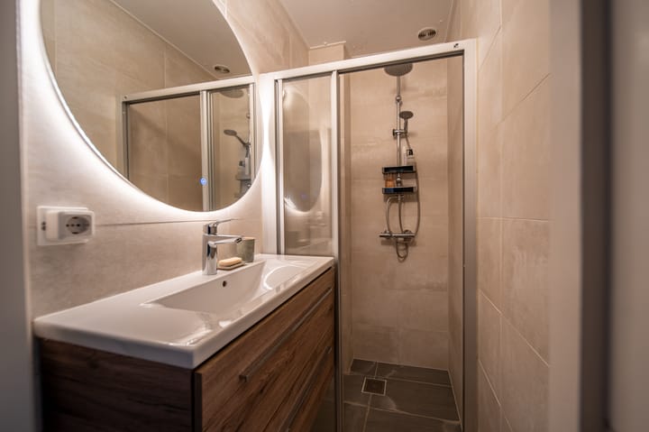 Foto 5 van Hendrik Zwaardecroonstraat 206