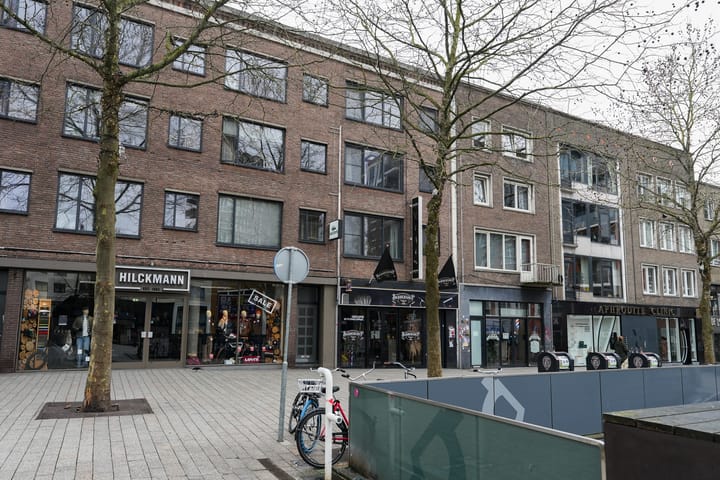 Photo 2 of Plein 1944 11