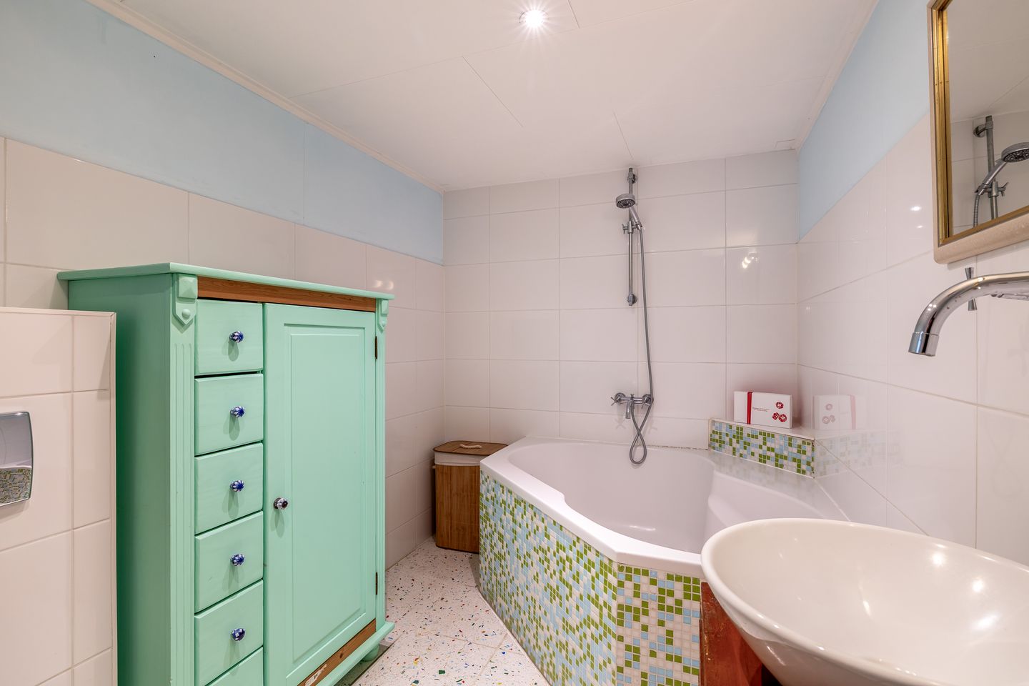 Photo 29 of Kruisweg 19