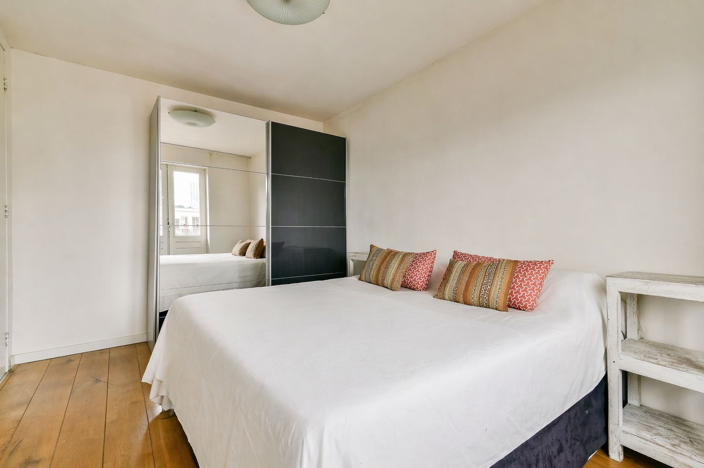 Photo 10 of Eemsstraat 31-3