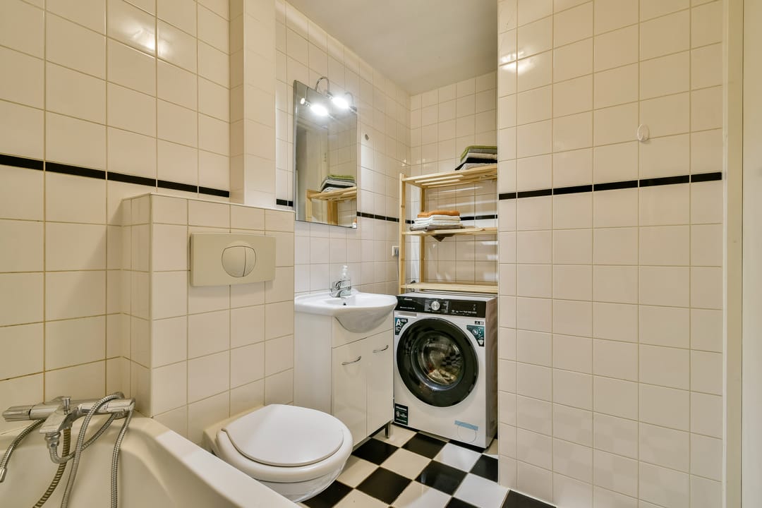 Photo 13 of Eemsstraat 31-3