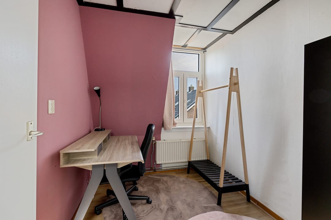 Foto 26 van Woudstraat 24