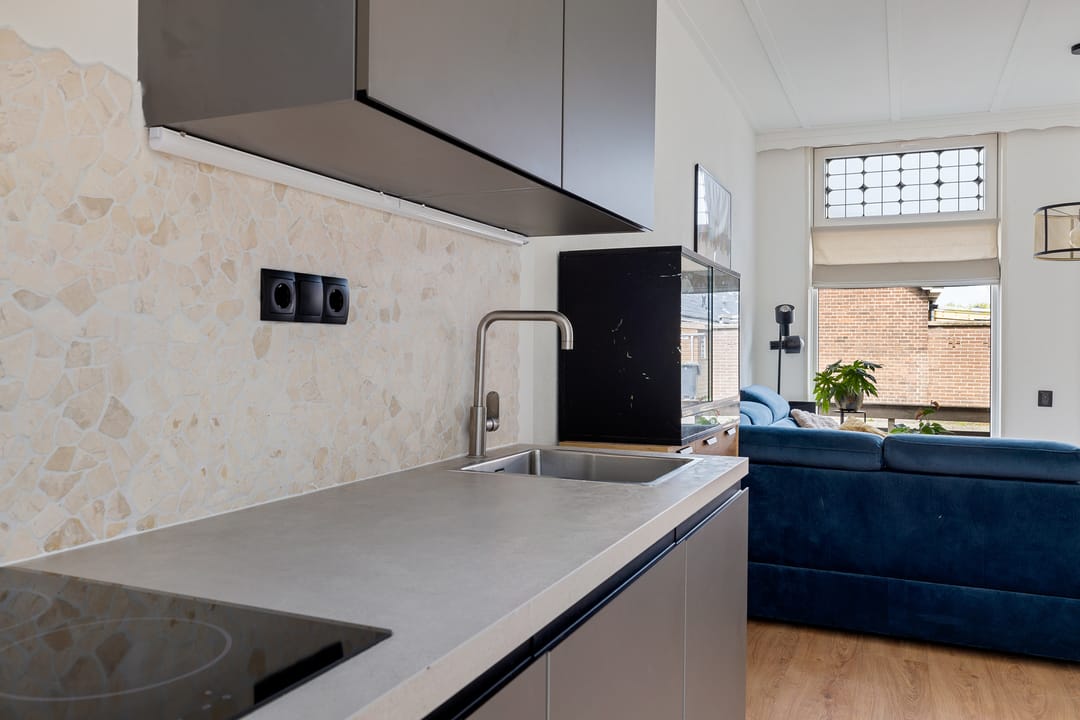 Foto 17 van Woudstraat 24