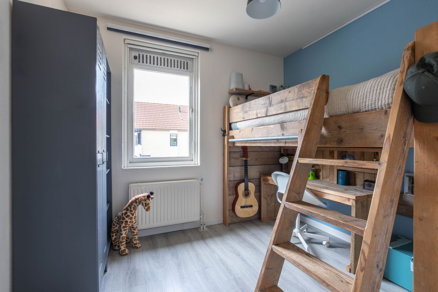 Photo 10 of Arthur van Schendelstraat 3