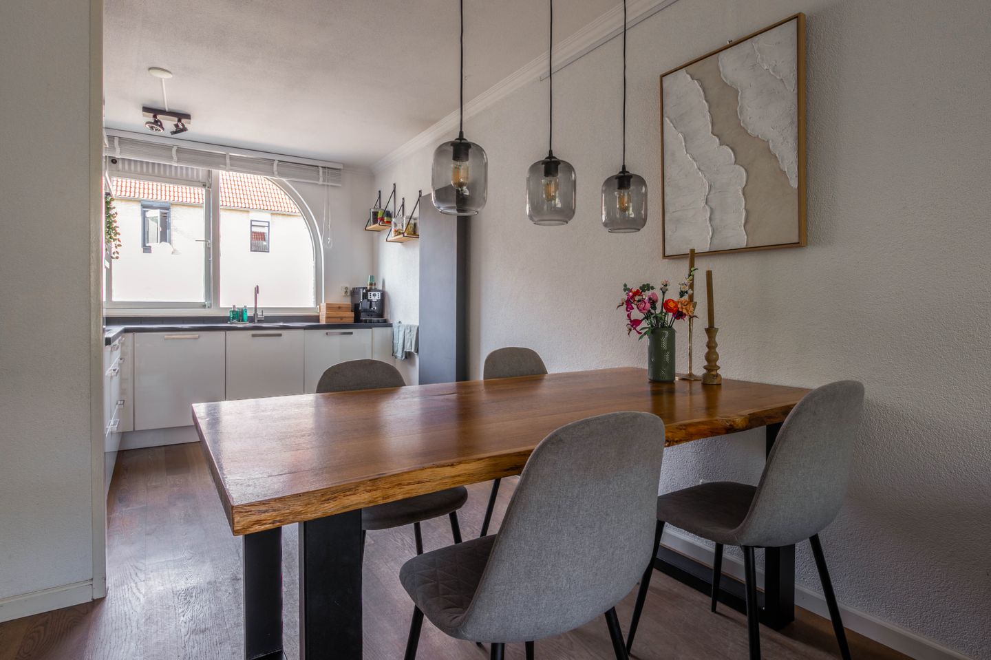 Photo 4 of Arthur van Schendelstraat 3