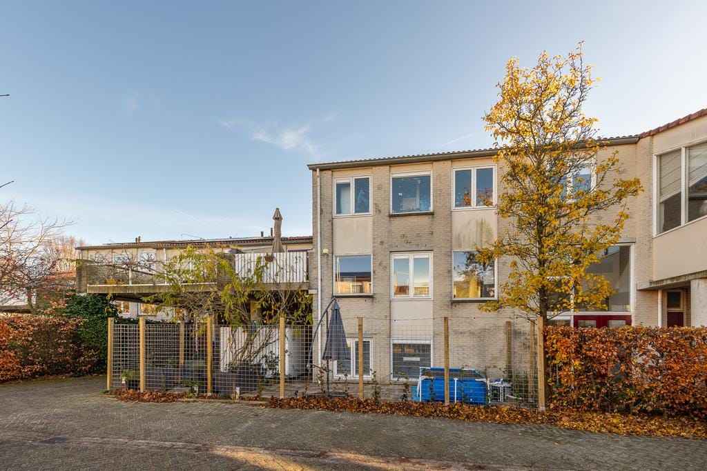 Photo 36 of Gesloten Stad 22