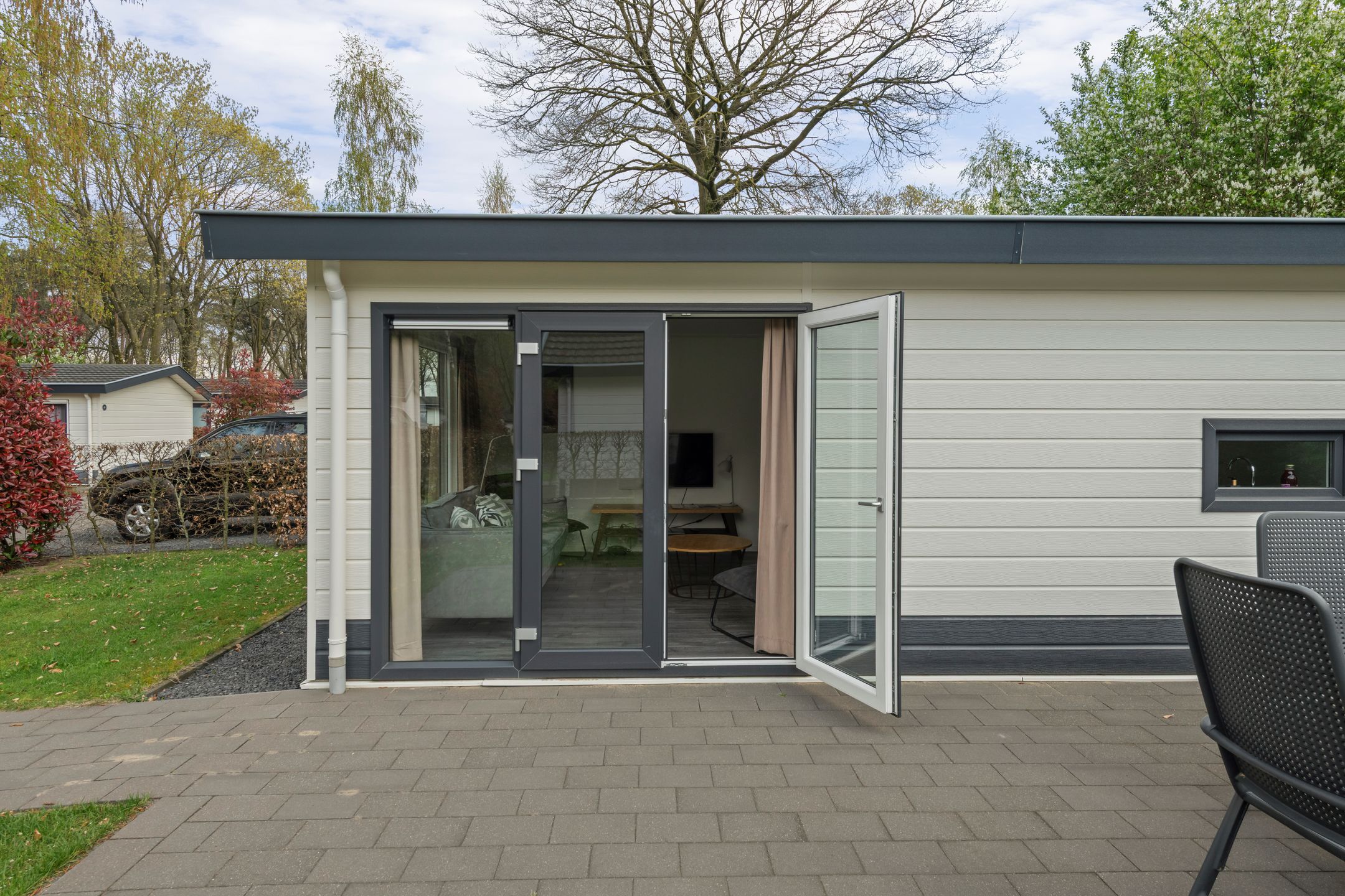2-bedroom freehold villa in Ede — photo 3 of 5