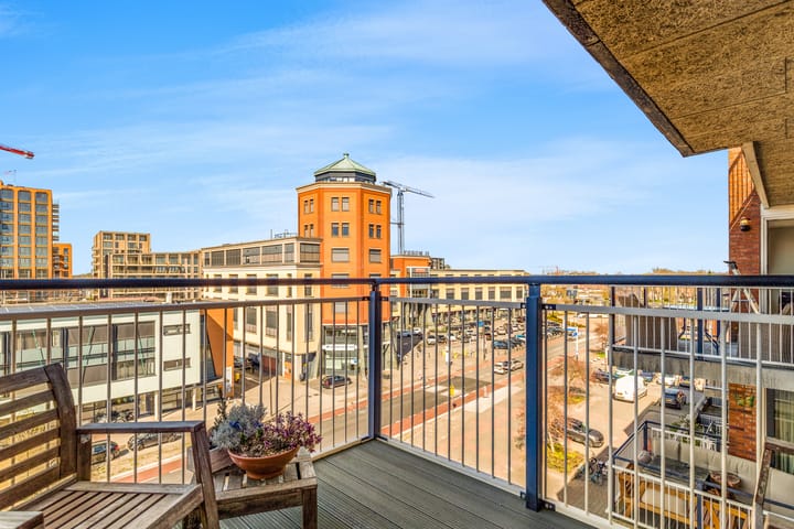 Foto 4 van Stationsplein 112