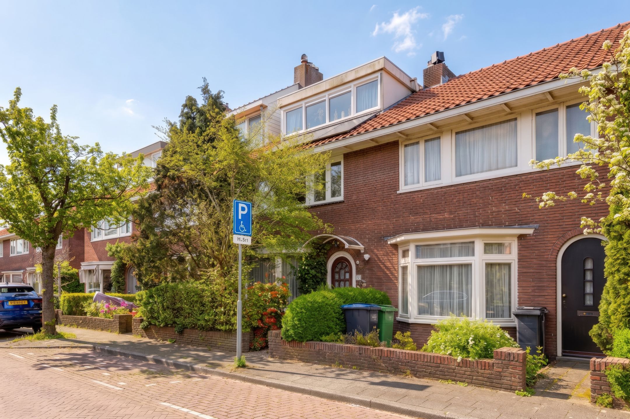 De Surmontstraat 10 