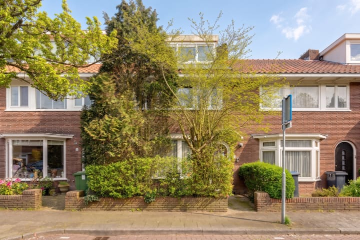 Foto 2 van De Surmontstraat 10