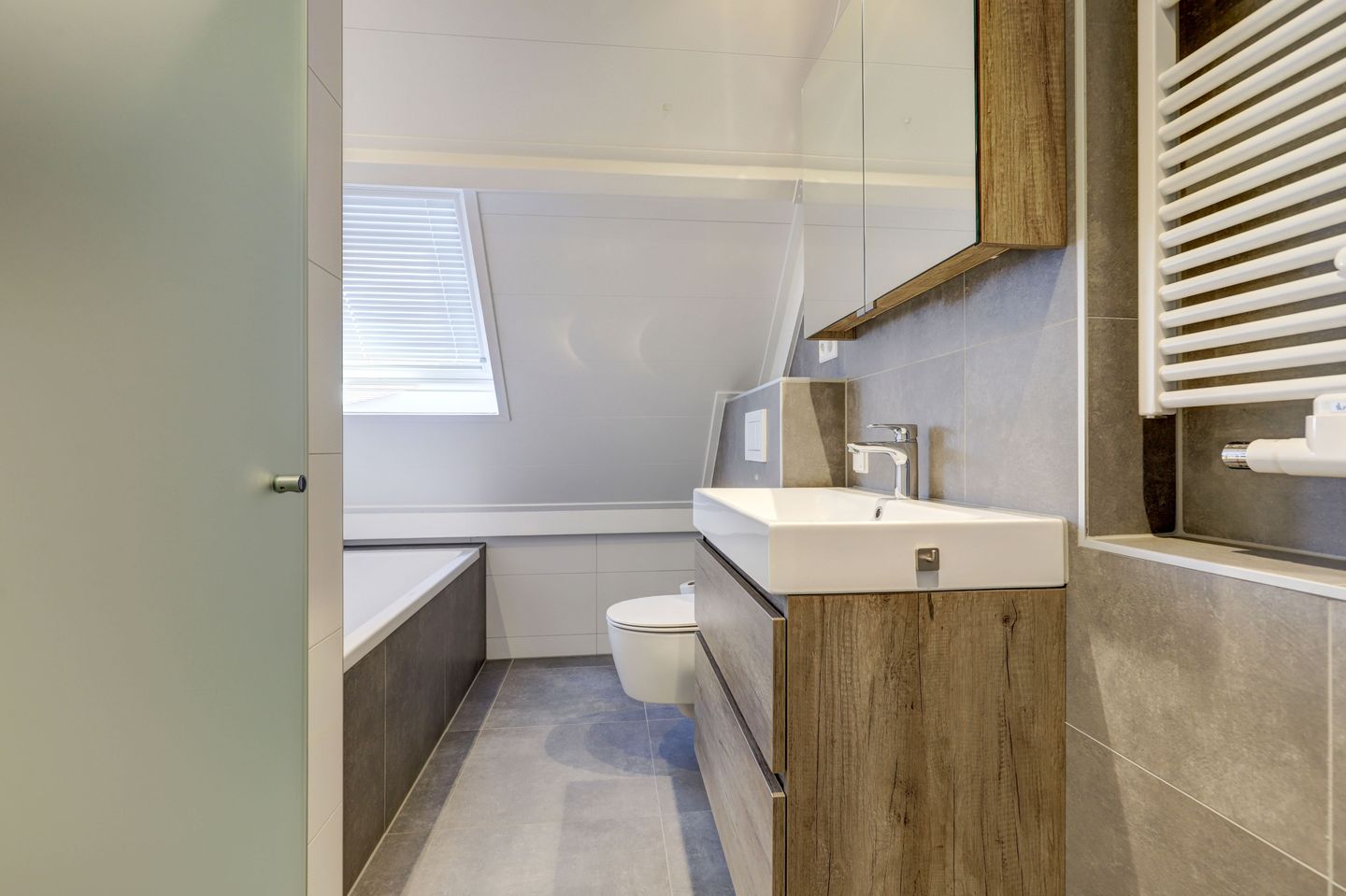 Foto 4 van Hooiland 32