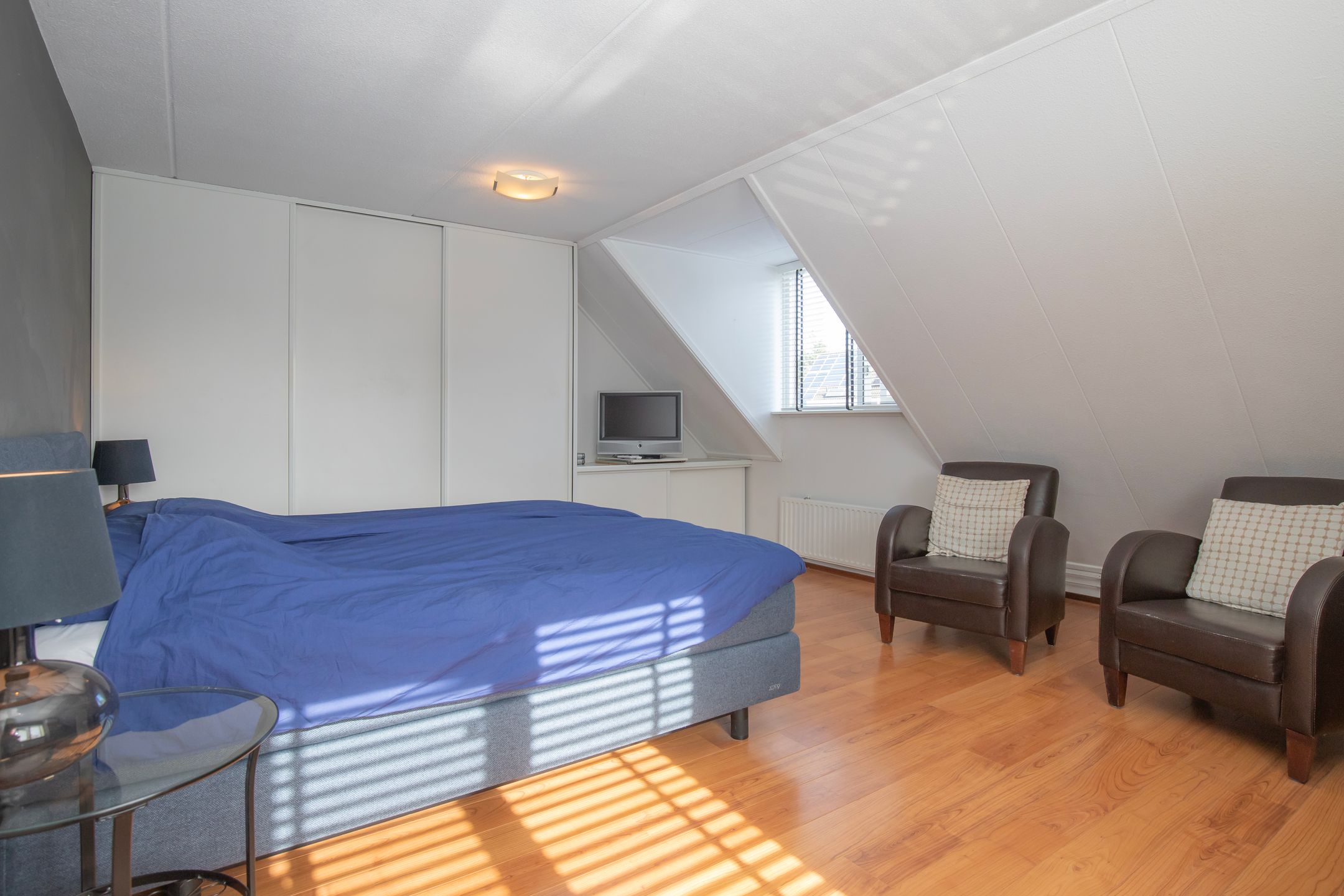 Foto 24 van Henschoterlaan 31