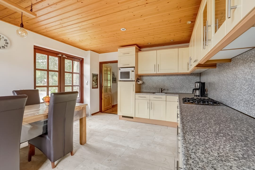 Photo 11 of Uddelerweg 44