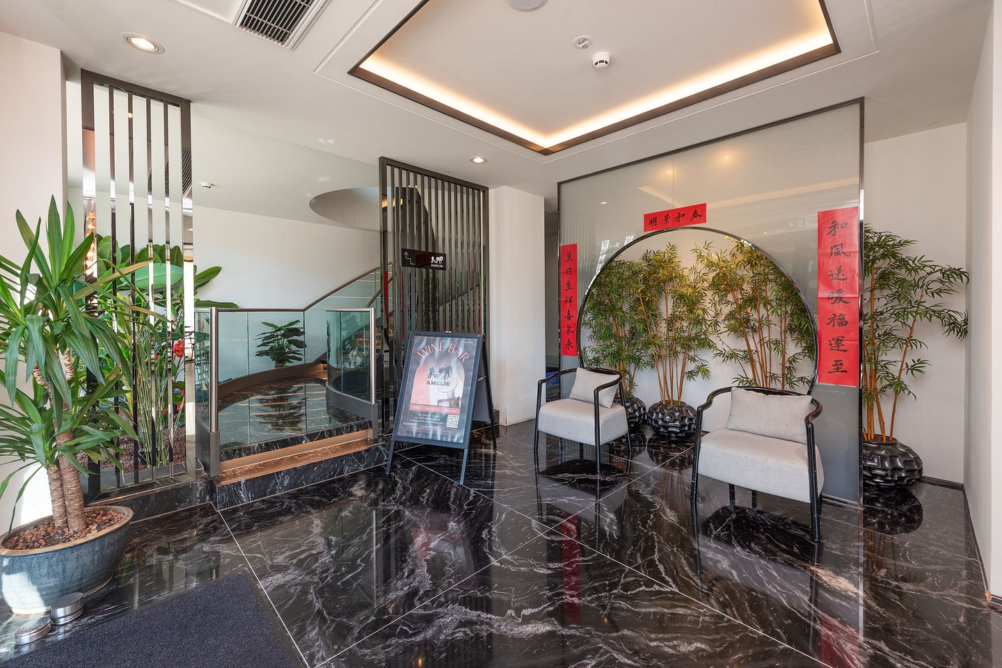 Bekijk foto 3 van Van Heuven Goedhartlaan 21