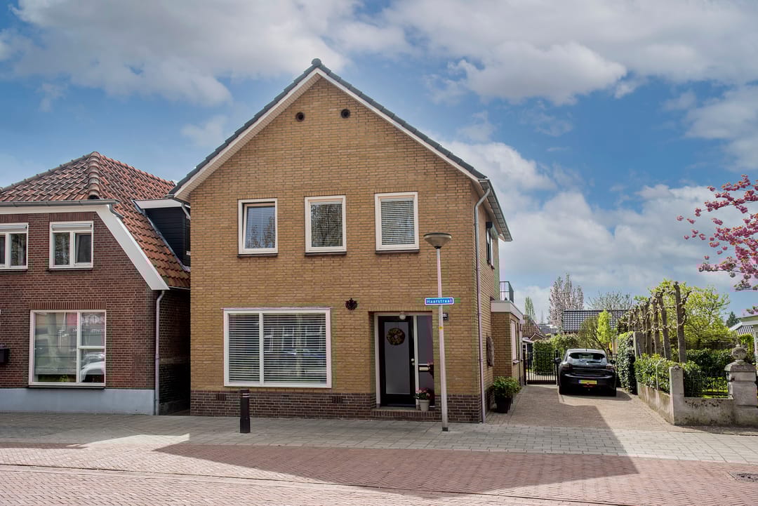 Photo 1 of Haarstraat 161