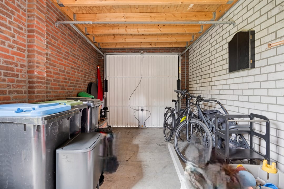 Move-in ready semi-detached home with A+ energy label, garage and solar panels in Made-Oost — 47
