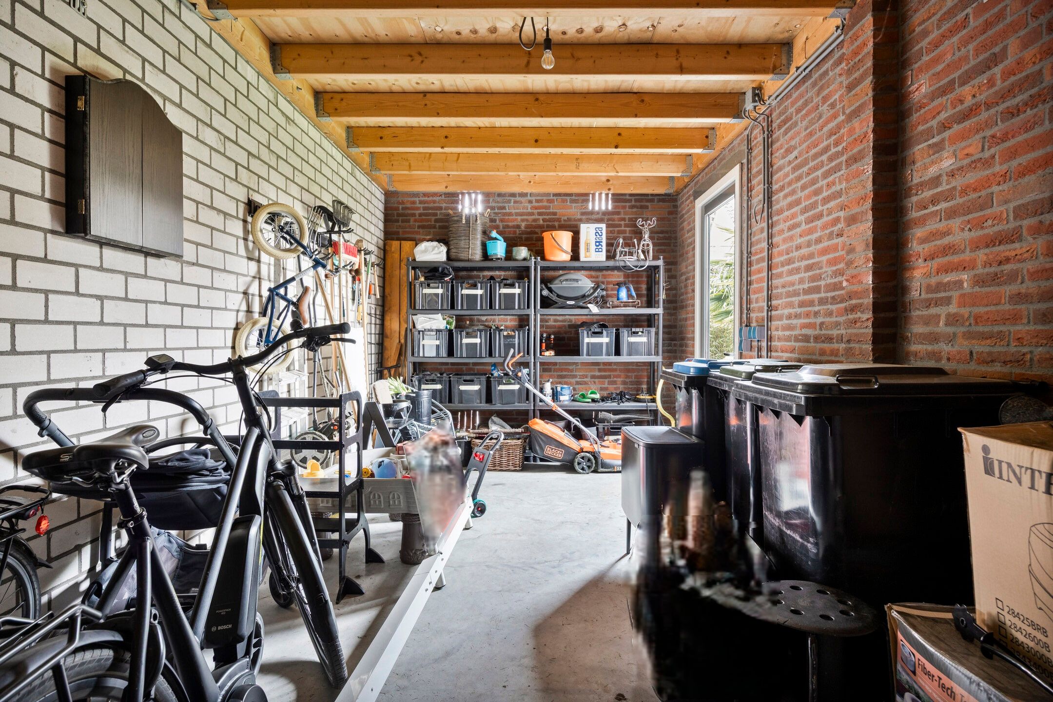 Move-in ready semi-detached home with A+ energy label, garage and solar panels in Made-Oost — 48