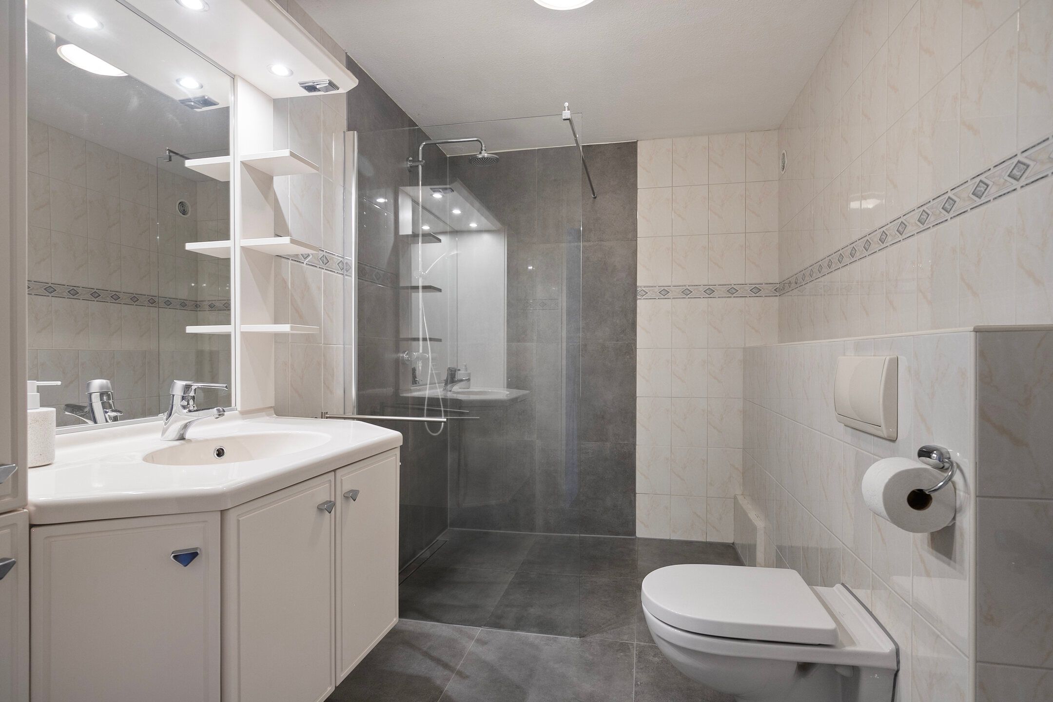 Foto 6 van Archipel 22 54