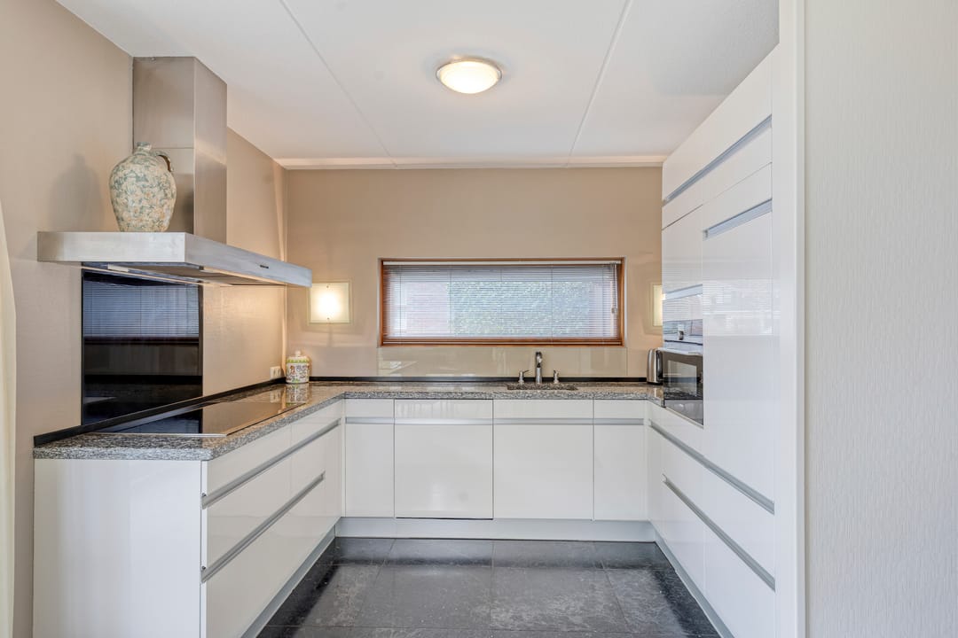 Photo 13 of de Jongstraat 2